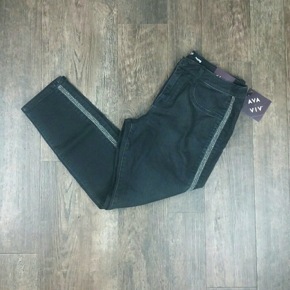 Ava & Viv Denim - AVA&VIV. Gorgeous Jeggings. Black. Size 14W NWT